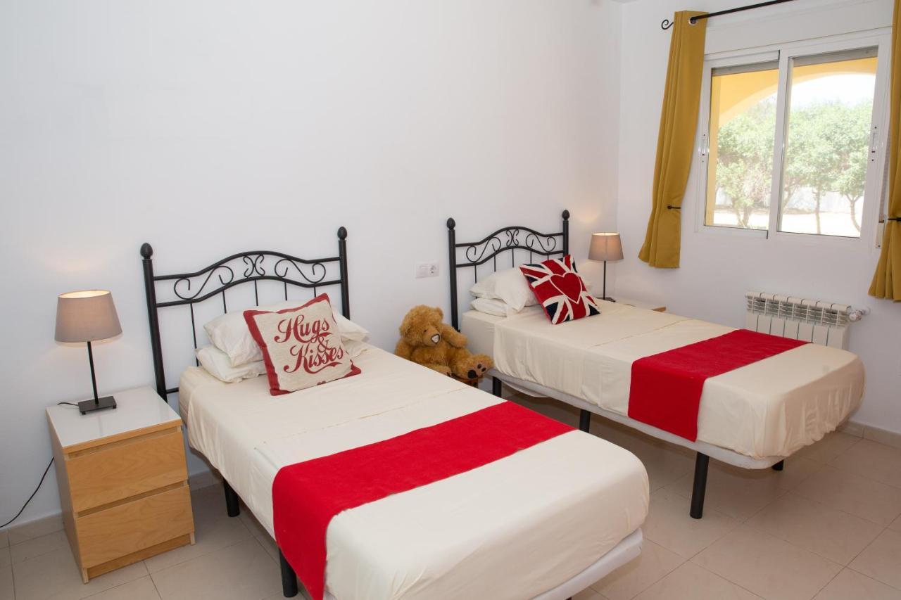 Villa Mariana Almeria Bagian luar foto