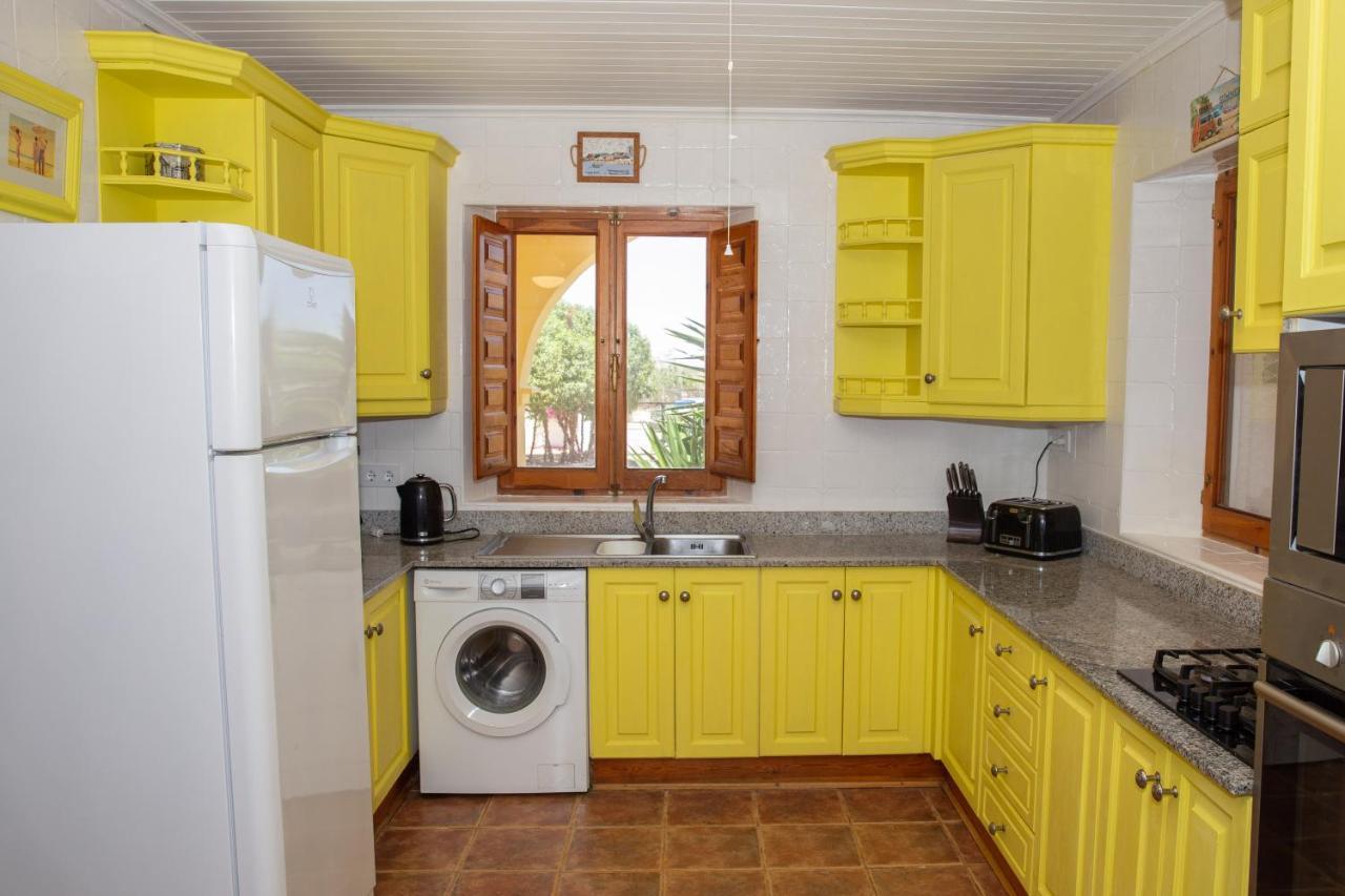 Villa Mariana Almeria Bagian luar foto