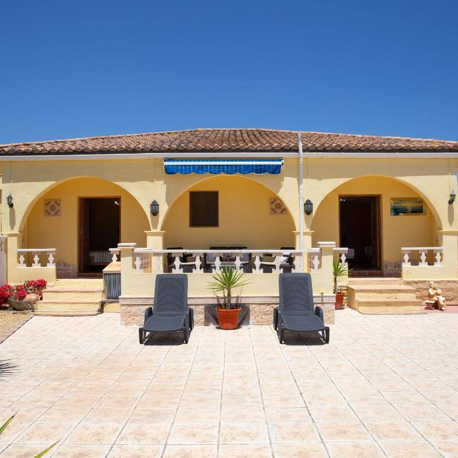 Villa Mariana Almeria Bagian luar foto