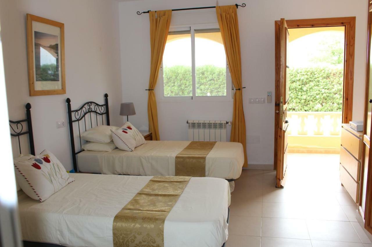 Villa Mariana Almeria Bagian luar foto
