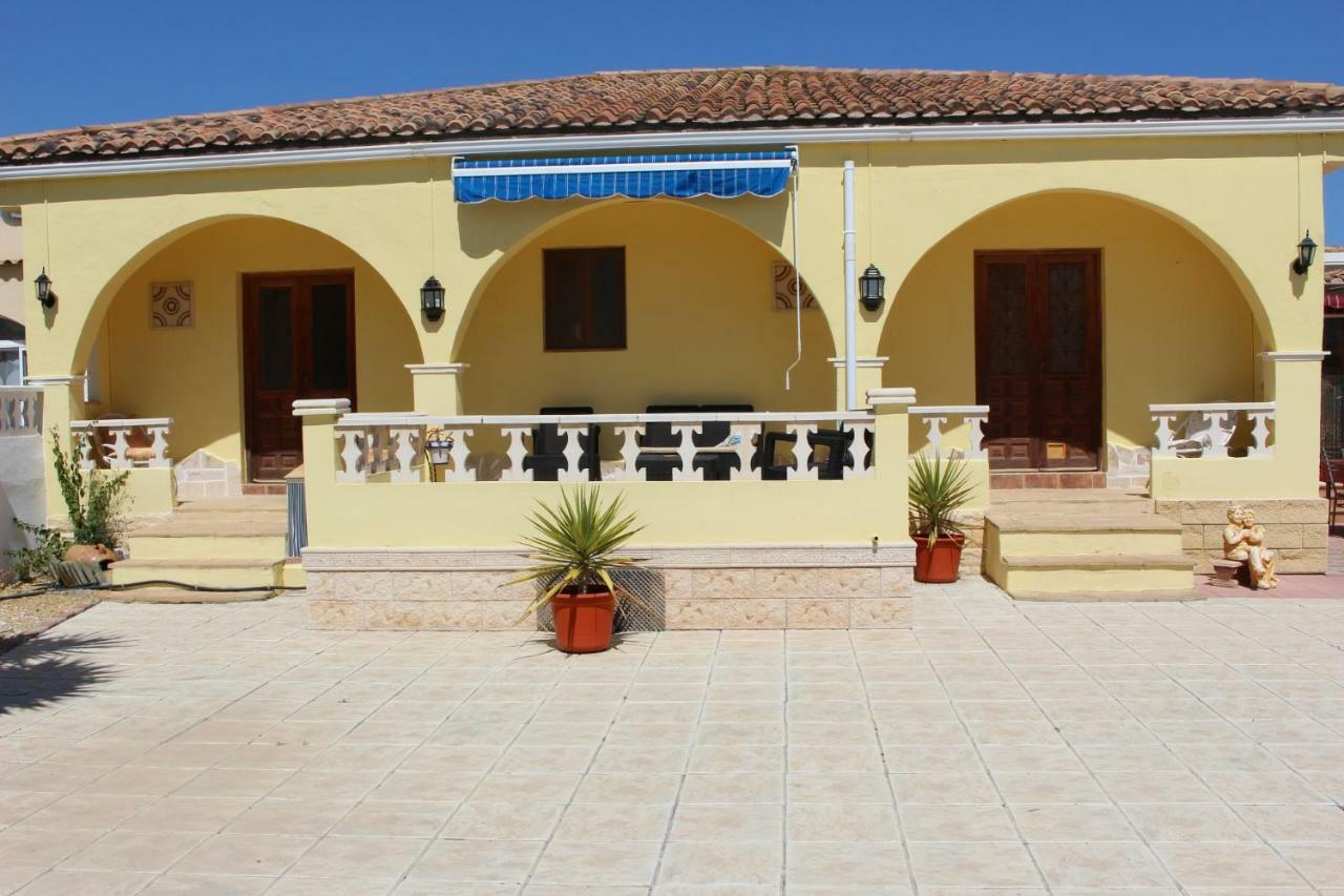 Villa Mariana Almeria Bagian luar foto